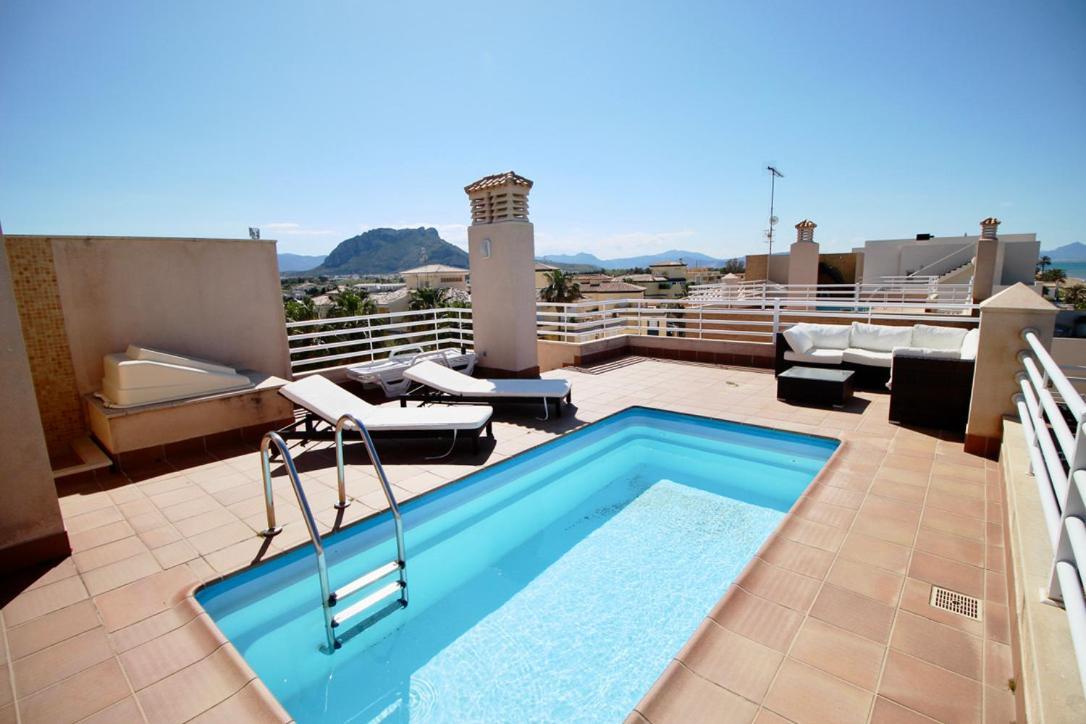 Atico Con Piscina Privada En Primera Linea Apartment Denia Ngoại thất bức ảnh