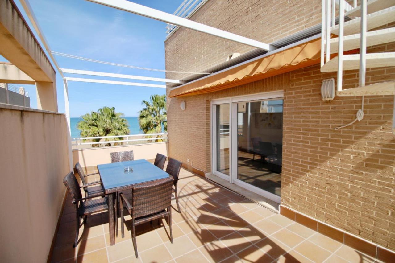 Atico Con Piscina Privada En Primera Linea Apartment Denia Ngoại thất bức ảnh