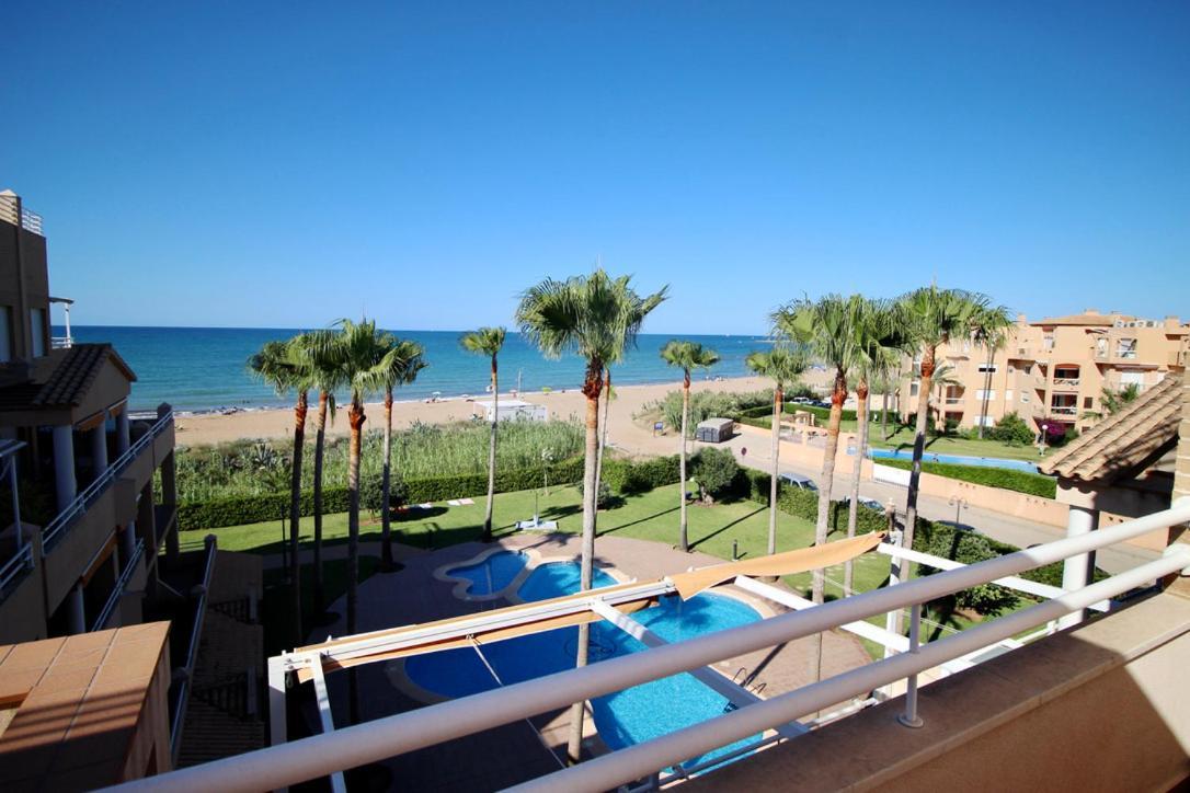 Atico Con Piscina Privada En Primera Linea Apartment Denia Ngoại thất bức ảnh