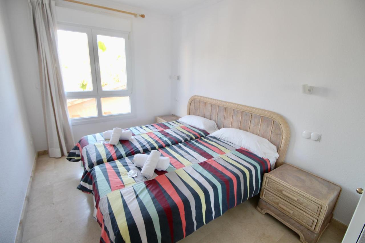 Atico Con Piscina Privada En Primera Linea Apartment Denia Ngoại thất bức ảnh