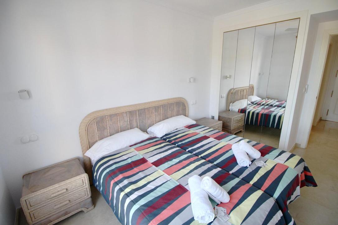 Atico Con Piscina Privada En Primera Linea Apartment Denia Ngoại thất bức ảnh